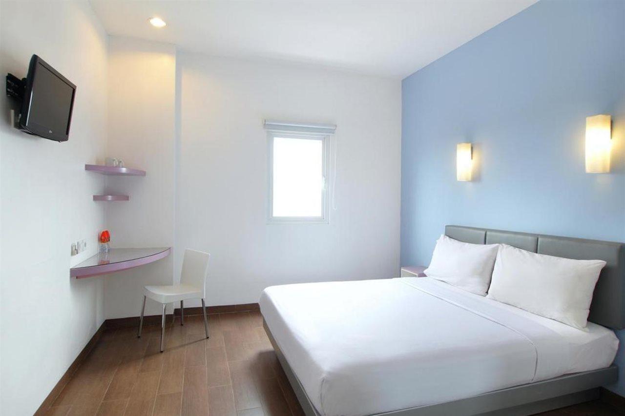 Hotel Amaris Kuta Lombok Buitenkant foto